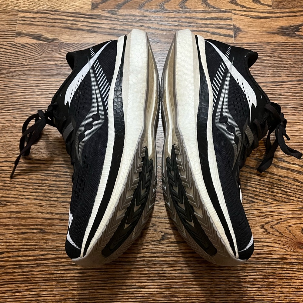 Saucony Black and White Running Shoes - Picture 2 of 6